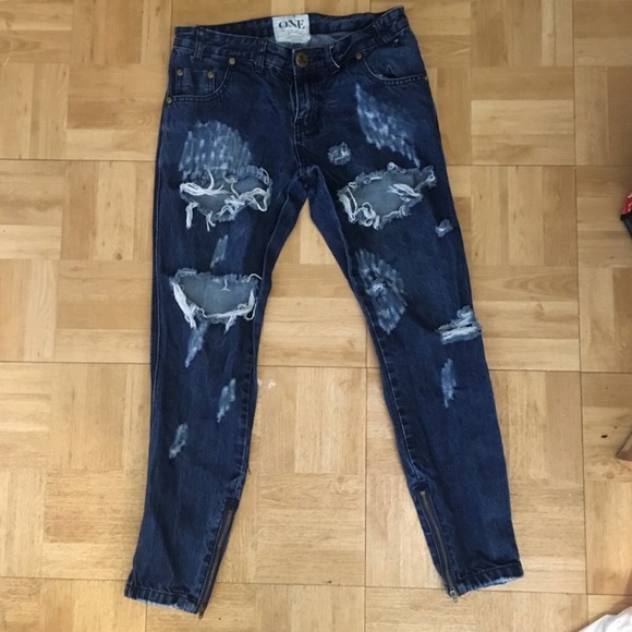 🏡MOVING SALE🏡One Teaspoon Jeans - Picture 1 of 1